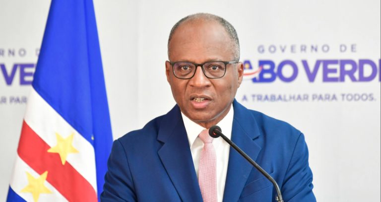 Cabo Verde monitora subida do petróleo e prepara medidas de compensação às petrolíferas