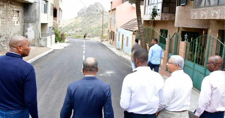 Governo inaugura estrada asfaltada de Boa Entrada em Santa Catarina