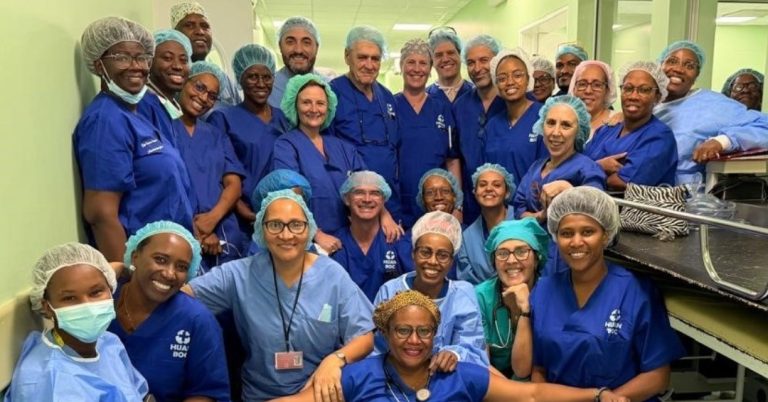 Primeiro transplante renal. Ministério da Saúde valoriza trabalho de cerca de 30 profissionais