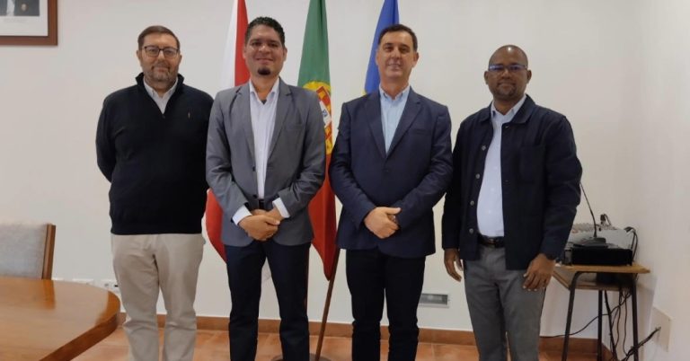 Autarquia do Tarrafal lança bases para cooperação com freguesia de Fátima