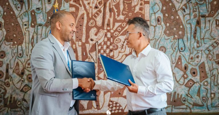 ENAPOR assina contrato com consórcio Chinês para construção de navio interilhas