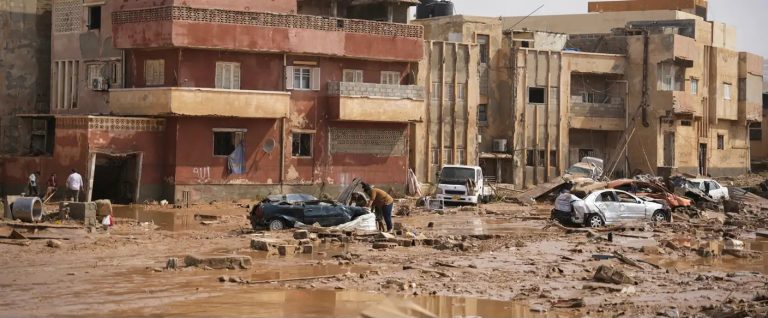 Líbia recebe ajuda humanitária da OMS para 250 mil pessoas 