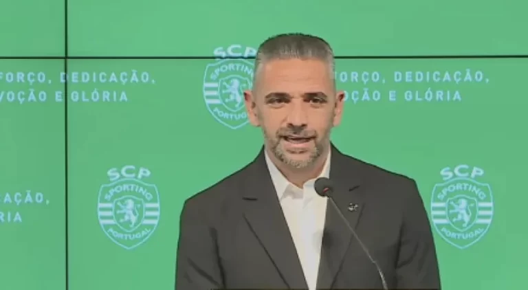 Sporting muda de treinador, novamente