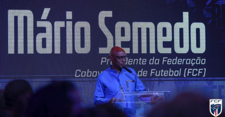 Nova camisola dos Tubarões Azuis simboliza união entre Cabo Verde e Diáspora