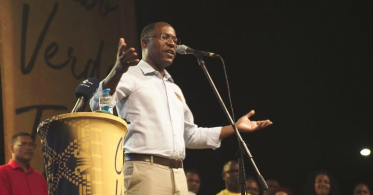 Legislativas. Francisco Carvalho defende mais emprego e medidas para travar fuga de médicos de Cabo Verde