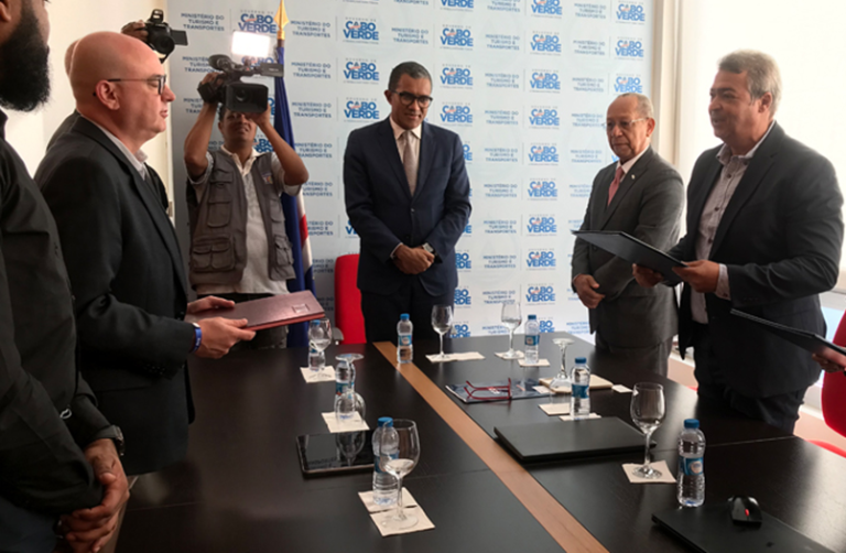 Cabo Verde e CVC Brasil assinam memorando para retomar voos entre os dois Países