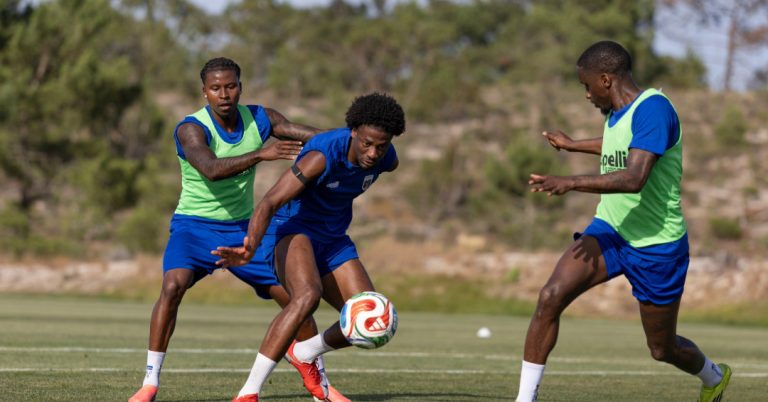 Cabo Verde cumpre primeiro treino em solo português antes do jogo com a Sérvia