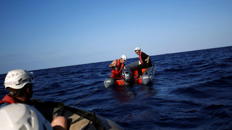 MIGRAÇÕES: Mais de 200 pessoas resgatadas em Gibraltar e do mar de Alborão
