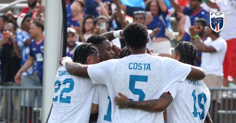 Tubarões Azuis somam novo triunfo e partem para o Mundial com confiança