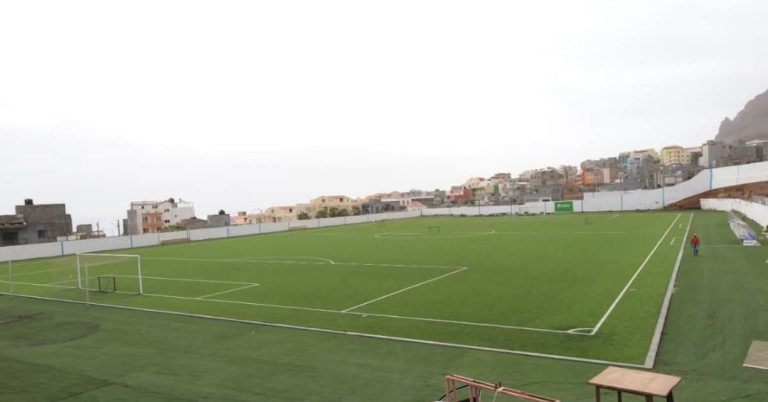 Futebol. Final do Nacional joga-se este sábado entre Palmeira e Mindelense em Santo Antão Norte