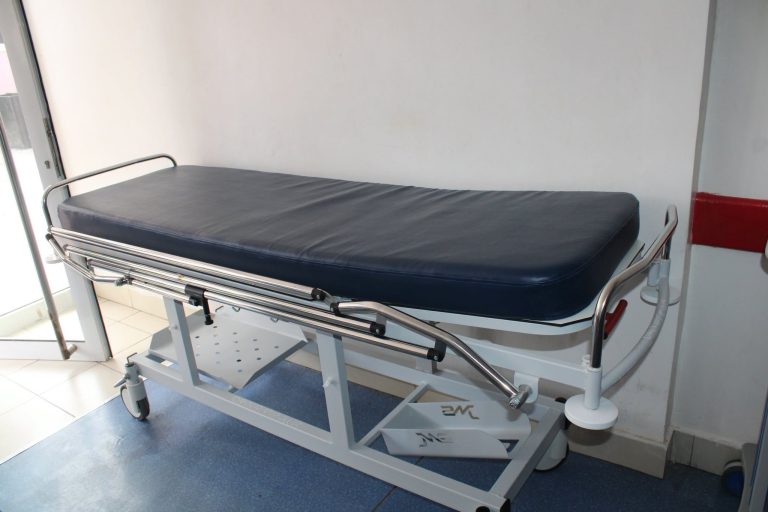 HUAN recebe equipamentos hospitalares doados pela CVTelecom para reforçar atendimento