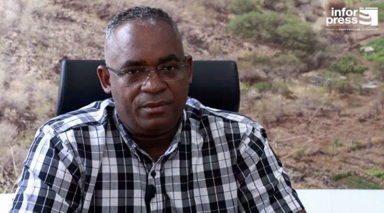 Presidenciais. Manuel de Pina contesta escolha do MpD e diz que “é a hora de Cabo Verde”