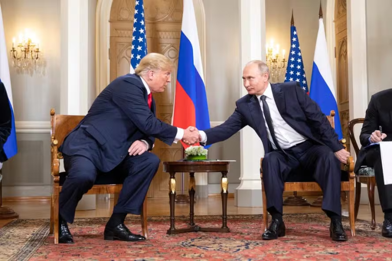Putin e Trump preparam encontro para discutir fim da guerra na Ucrânia