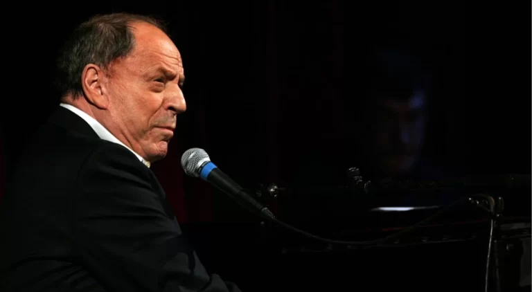 Morreu Charles Dumont, “monstro” da música Francesa