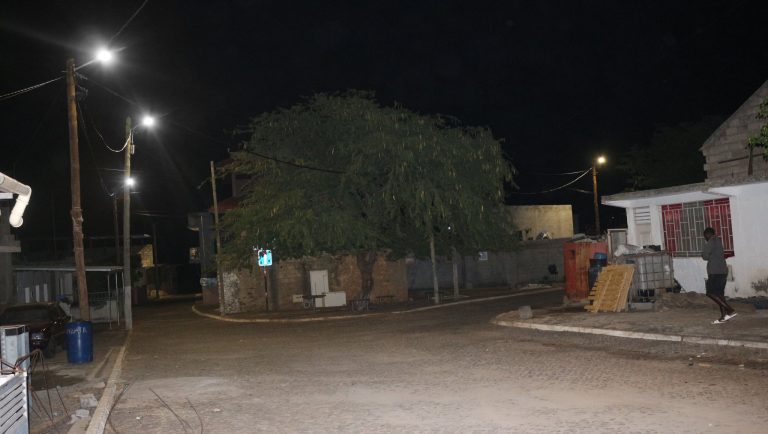 Cabo Verde 100% LED. modernização e eficiência energética em todas as ilhas