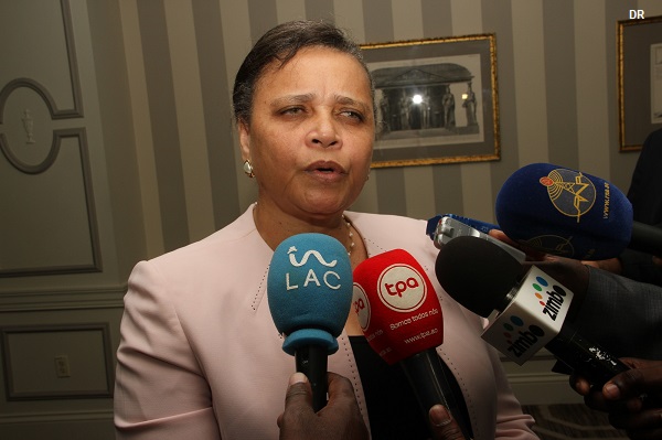 A Embaixadora Júlia Machado
