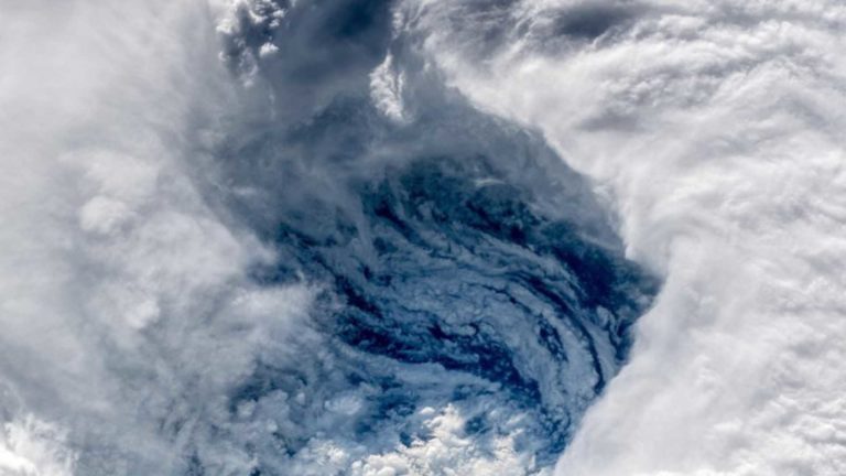 EUA: Furacão Florence perde força mas continua “extremamente” perigoso
