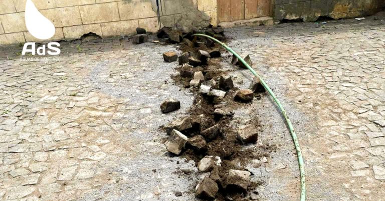 AdS desmantela ligações clandestinas de água em Ribeira Grande de Santiago