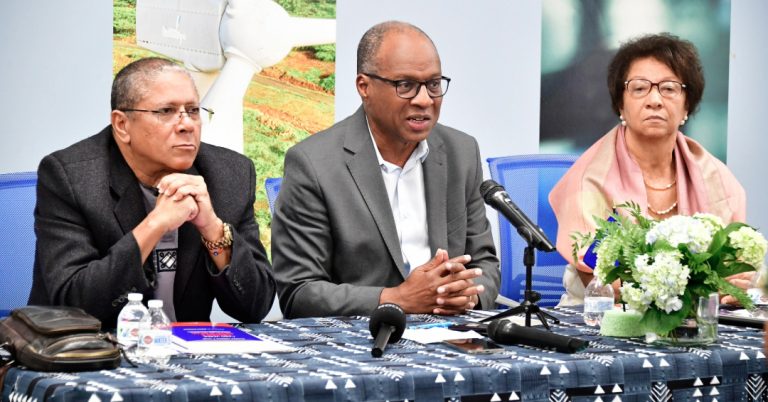 Ulisses Correia e Silva lança em Boston livro “Cabo Verde: Crises e Resiliência”