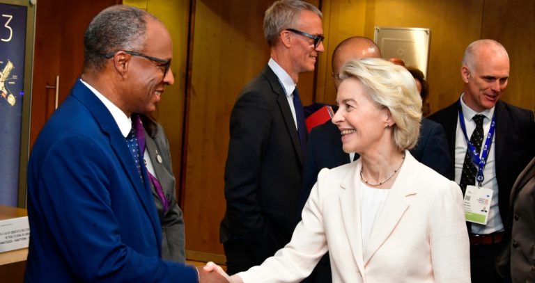 UE anuncia investimento de mais de 200 milhões de Euros em energias renováveis e digitalização em Cabo Verde