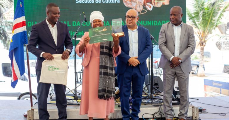 Governo homenageia fazedores de cultura e parceiros