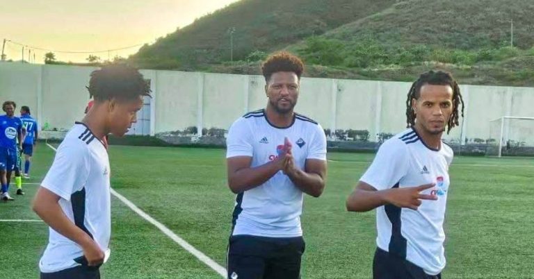 Zé Luís regressa à Académica do Fogo