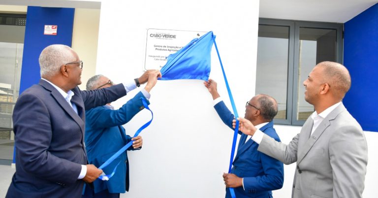 Governo inaugura Centro de Inspeção e Valorização de Produtos Agrícolas de Porto Novo