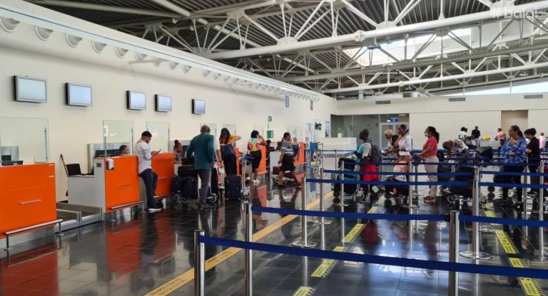 DNRE apreende mais de 41 milhões de Escudos em divisas não declaradas em 2023