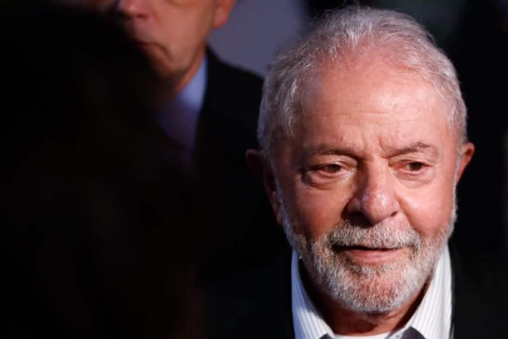 Lula toma posse para terceiro mandato como presidente do Brasil