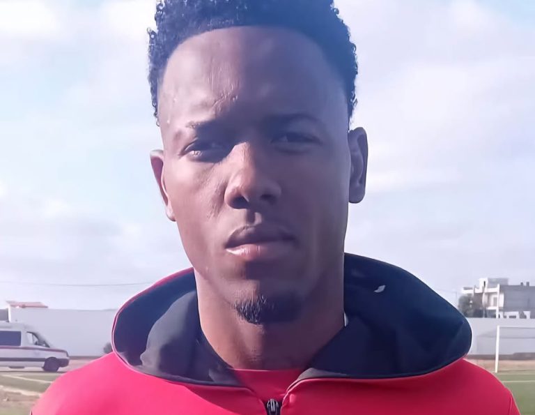Jogador Bis, do Mindelense, arranca nacional em força e lidera lista de marcadores com hat-trick