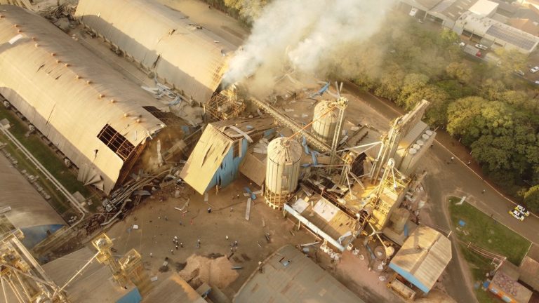 Brasil. Explosão em cooperativa faz 4 mortos e dez desaparecidos