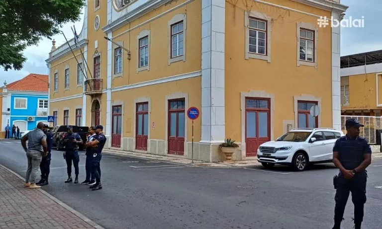 Executivo considera “grave e censurável” acusação de interferência na Justiça