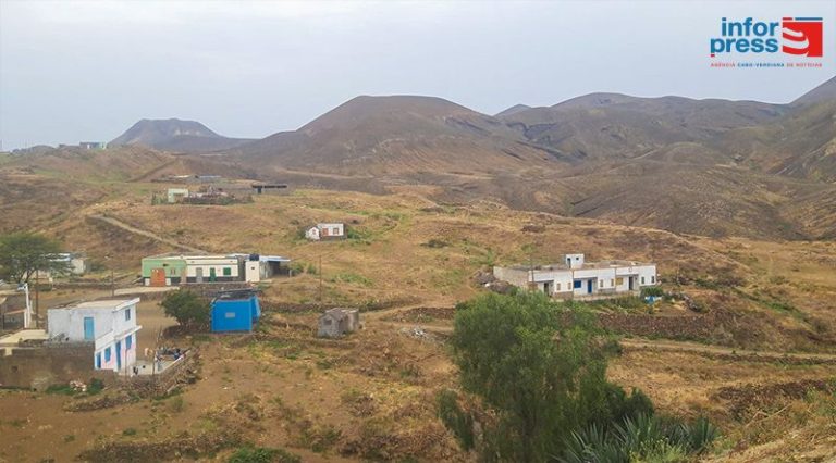 Santo Antão. Teto de casa desaba com cinco pessoas no interior em Chã de Feijoal