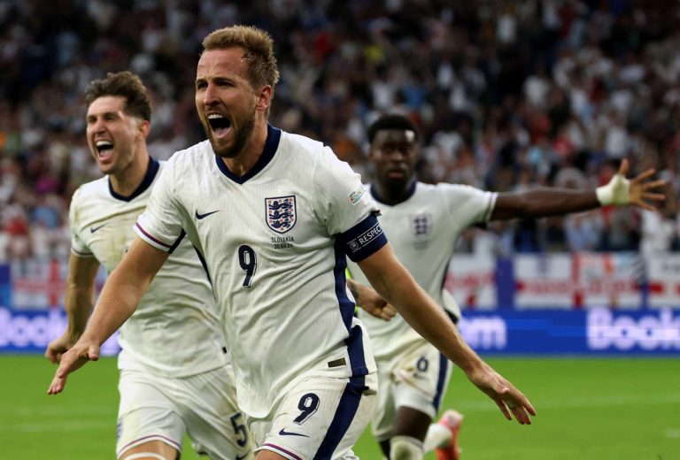 Holanda e Inglaterra completam quadro das meias-finais