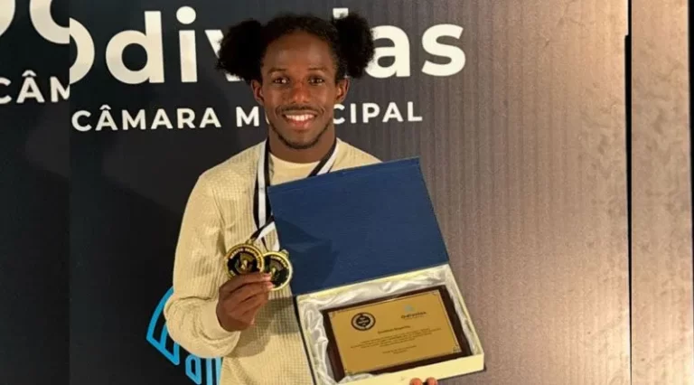 David Pina recebe dupla homenagem em Portugal
