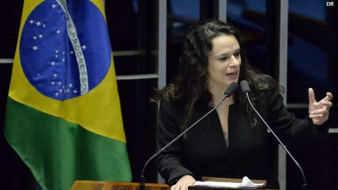 Deputada-Brasileira-compara-Jair-Bolsonaro-Estaline