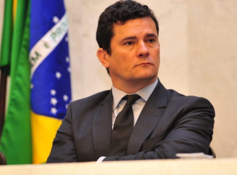 BRASIL: Juiz do processo Lava Jato aceita ser Ministro da Justiça