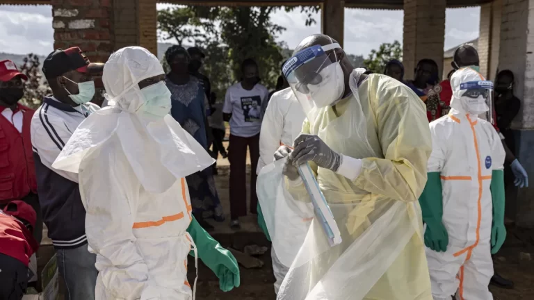 Epidemia de Ébola na RDCongo já provocou mais de 1.700 mortes