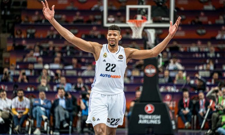 Edy Tavares disputa Supertaça de Espanha este fim-de-semana