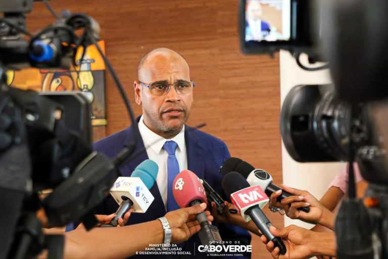 Ministro da Família, Inclusão e Desenvolvimento Social visita Moçambique
