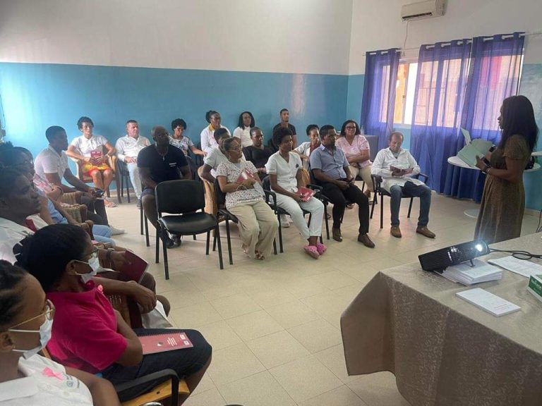 Profissionais de saúde da Boa Vista recebem formação em diagnóstico e tratamento do AVC