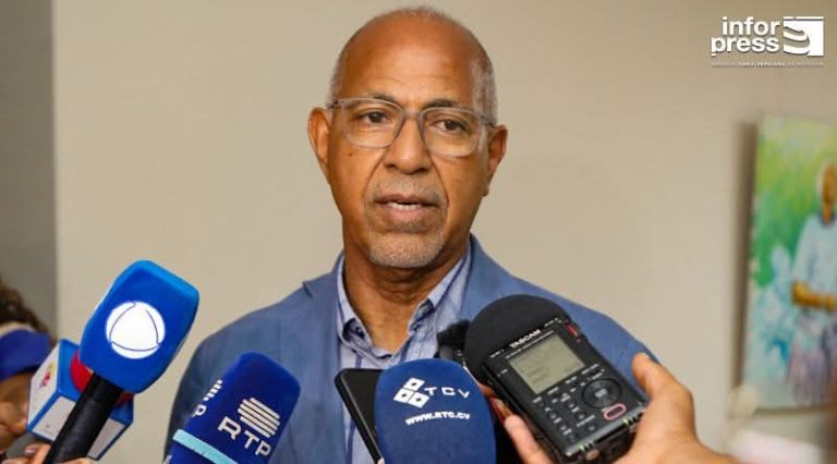 Ministro Eurico Monteiro absolutamente de acordo com a avaliação de Carlos Veiga sobre a pensão