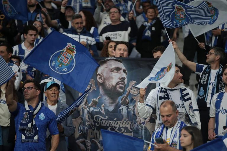 FC Porto sagra-se campeão da Liga Portuguesa de futebol 2025/26 sob comando de Francesco Farioli
