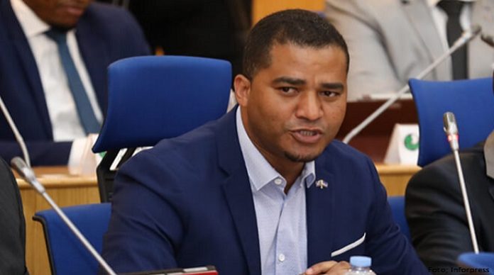 Felipe-dos-Santos-Parlamento-mpd (2)