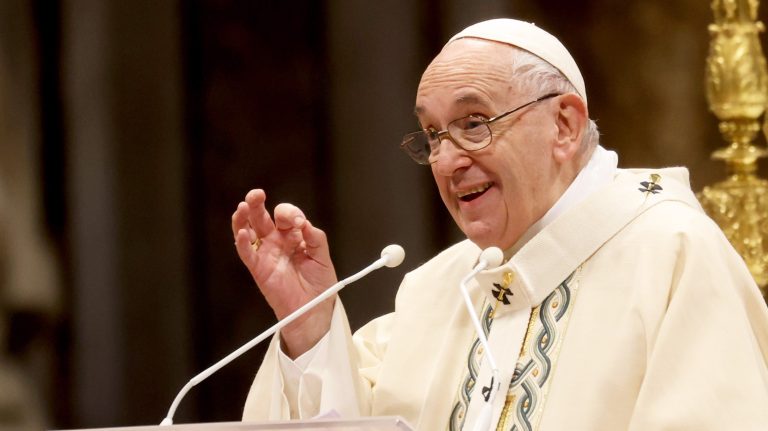 Não marginalizemos os mais velhos, pede o Santo Padre