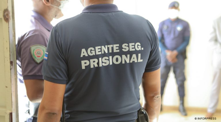 Identificado guarda prisional morto a tiro em Achada Grande Trás