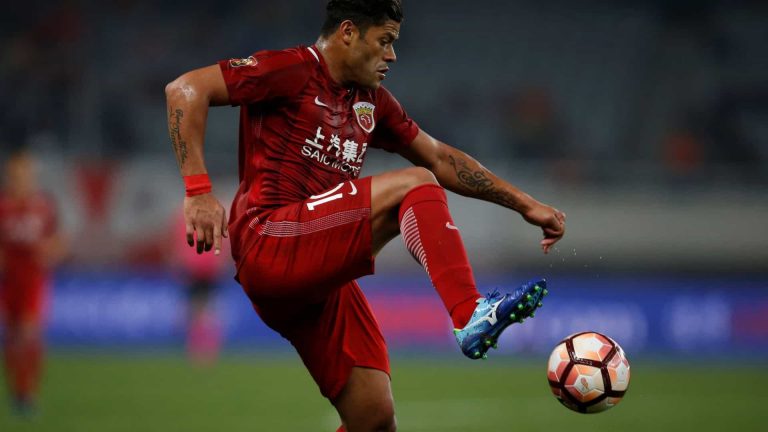 Hulk pode regressar ao FC Porto em janeiro