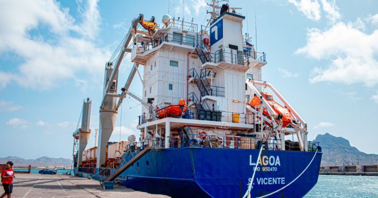 Transporte marítimo entre Portugal e Cabo Verde ganha três navios em operação semanal