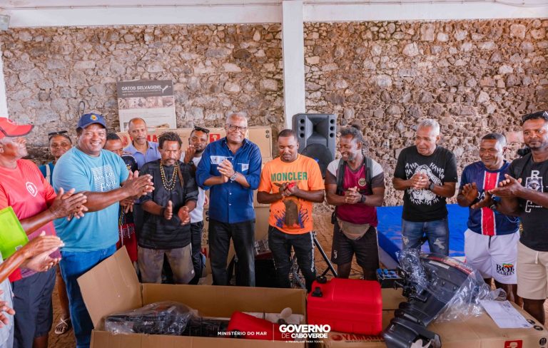 São Vicente. 17 pescadores contemplados com motores de pesca
