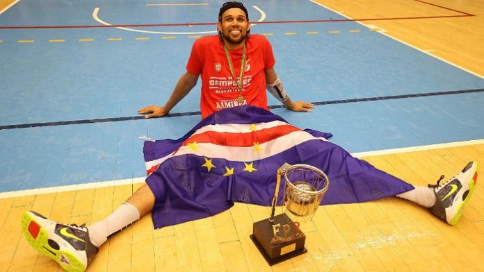 Ivan Almeida_Basquetebol